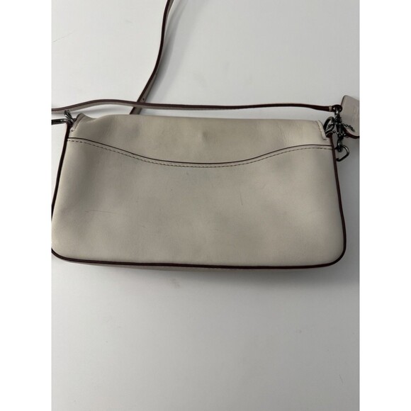 COACH Dinky Genuine Beige Leather Crossbody Bag DK-20215 Kiss Lock Purse NICE - Picture 14 of 16